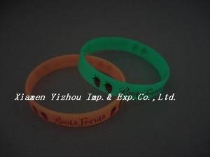 glow in the dark silikonarmband - Product Image 1