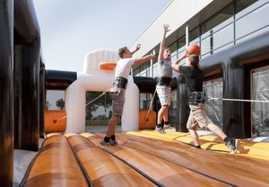 Jeu <span class=keywords><strong>de</strong></span> sports gonflable d'extérieur, terrain <span class=keywords><strong>de</strong></span> football, basket-ball - Product Image 2