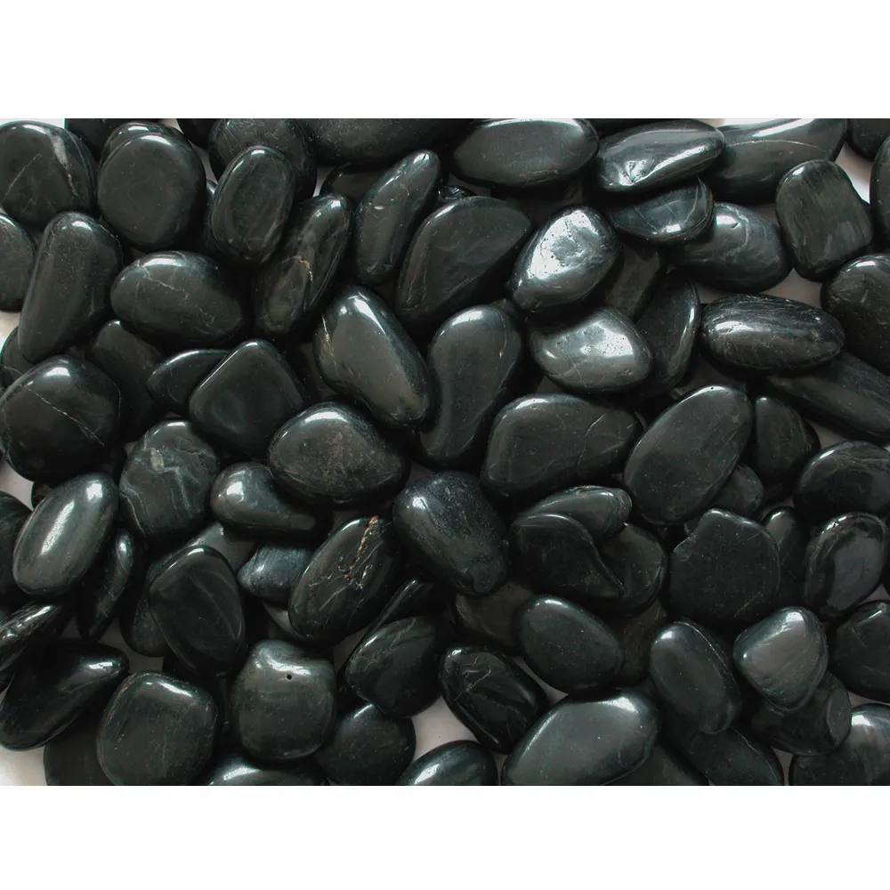 Hochwertiger schwarzer dekorativer hochglanzpolierter Flussstein Kieselsteine