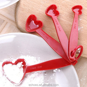 Bộ Cốc Đo Lường Hình Trái Tim Bằng Nhựa 4 Chiếc - Product Image 2