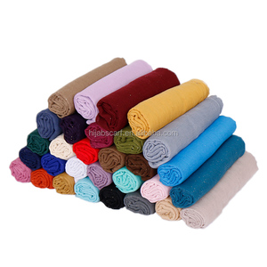 بيع بالجملة أزياء شال لامع لون واحد حجاب امرأة مسلمة بريق فسكوزي وشاح طويل - Product Image 5
