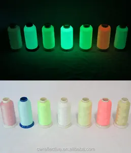 Цветные 150D полиэстер Светящиеся в темноте вязальные пряжи для детей носки