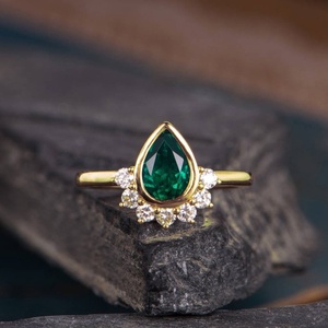 CAOSHI Vintage Style Yellow Gold Plated Pear Cut Women Wedding Bridal <strong>Rings</strong> <strong>Crown</strong> Shaped Engagement <strong>Ring</strong> - Product Image 1