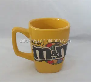 Zibo xinyu xy-880 tazza di caffè di ceramica promozionale per m&m cioccolato