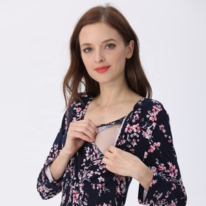 Abito Lungo Premaman Autunnale con Maniche 3/4, Motivo Floreale, Scollo a V, in Maglia, per Allattamento e Feste - Product Image 3