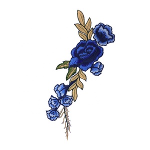 Toppe Ricamate con Applicazioni di <span class=keywords><strong>Rose</strong></span> Blu Scuro alla Moda per Abbigliamento - Product Image 3