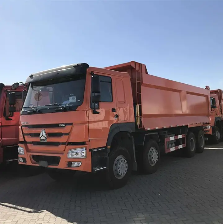 SINOTRUK HOWO 12 ยาง 8X4 รถบรรทุกหนัก