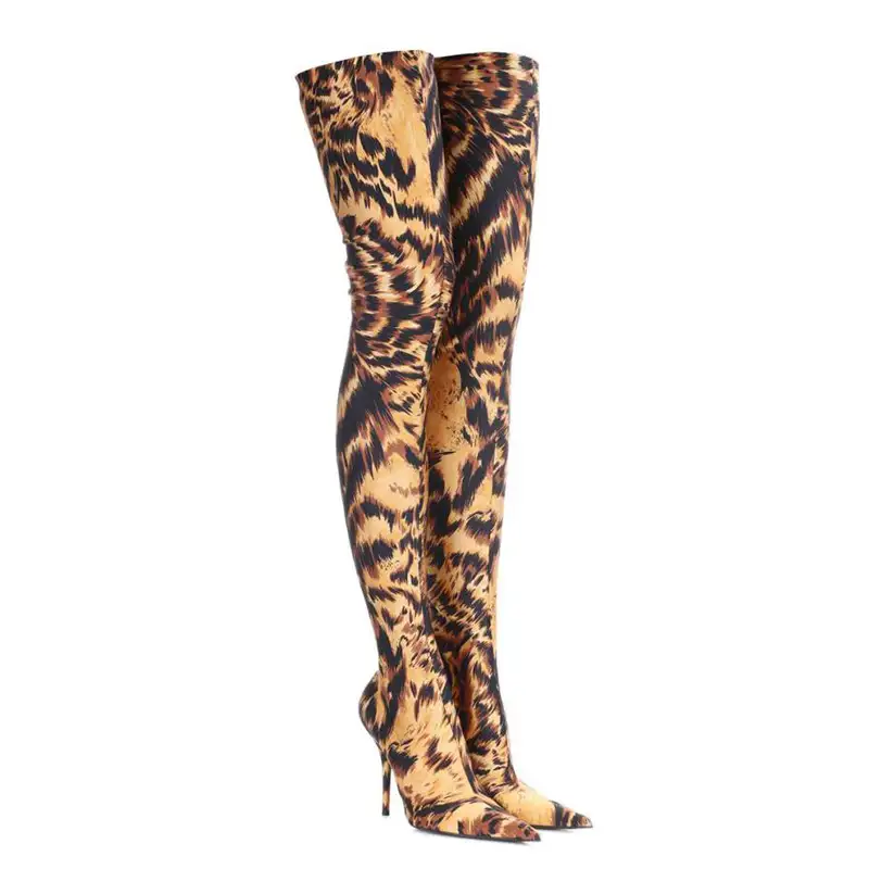 Botas femininas sensuais no joelho, calçados com ponta acima dos joelhos, slip on stiletto, botas alto com estampa de leopardo