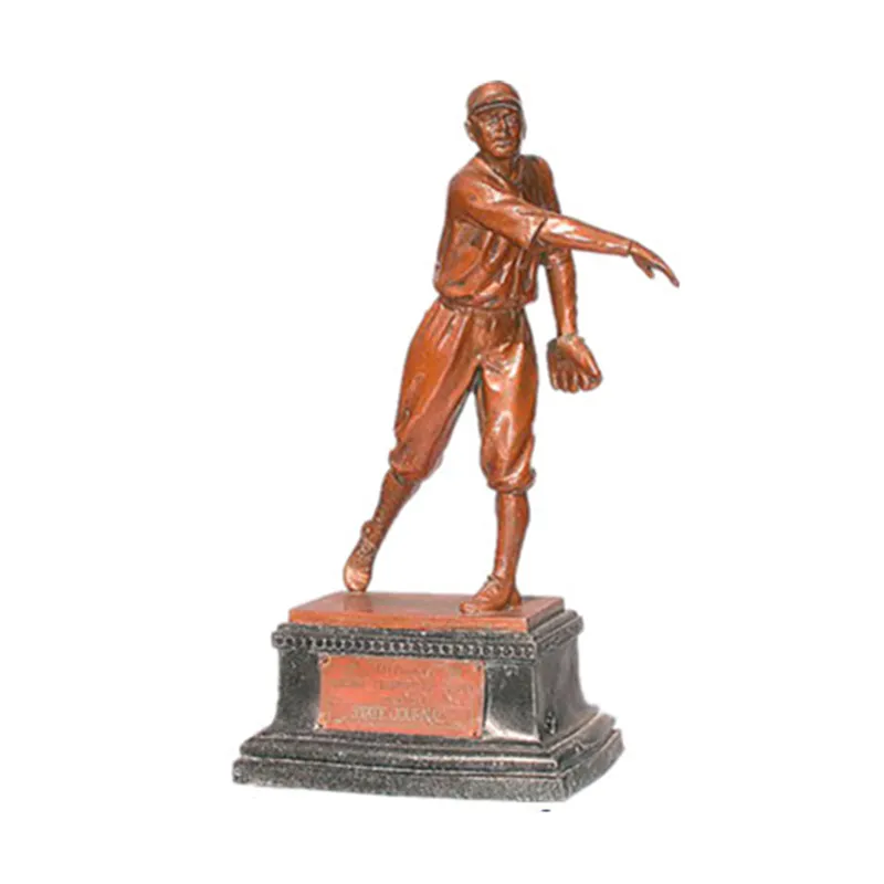Hot selling polyresin baseball figurine with antique brass color