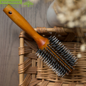 <span class=keywords><strong>Brosse</strong></span> à <span class=keywords><strong>cheveux</strong></span> ronde en bois à <span class=keywords><strong>poils</strong></span> doux, sans chaleur, pour boucler les <span class=keywords><strong>cheveux</strong></span>, <span class=keywords><strong>brosse</strong></span> à <span class=keywords><strong>cheveux</strong></span> en <span class=keywords><strong>soie</strong></span> pour salon <span class=keywords><strong>de</strong></span> beauté, également utilisable à domicile - Product Image 2