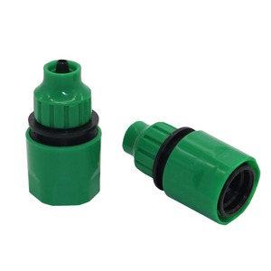 <span class=keywords><strong>Raccord</strong></span> rapide pour <span class=keywords><strong>tuyau</strong></span> en plastique barbelé 4/7 mm, raccords de tuyauterie de 1/4 pouce pour l'<span class=keywords><strong>arrosage</strong></span> des jardins et des pelouses - Product Image 6