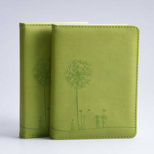 <span class=keywords><strong>Couverture</strong></span> d'album <span class=keywords><strong>photo</strong></span> en cuir PU 4*6 pouces personnalisée avec logo en relief de haute qualité - Product Image 6