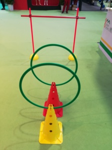 Barrière de obstacles pliante en plastique, équipement d'entraînement pour les jeunes - Product Image 6