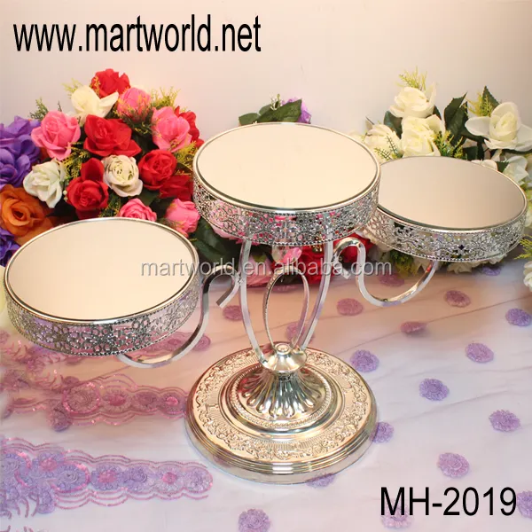 3 Stufen Metall Runder Kristall Hochzeitstorteständer, Kuchen-Vorführständer, Kuchenständer mit Kristallen für Hochzeitstorten (MH2022)