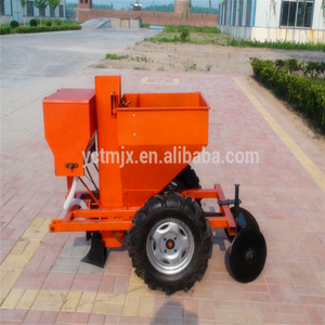 Semoir <span class=keywords><strong>de</strong></span> <span class=keywords><strong>pommes</strong></span> <span class=keywords><strong>de</strong></span> <span class=keywords><strong>terre</strong></span> pour tracteur, machine pour la plantation <span class=keywords><strong>de</strong></span> <span class=keywords><strong>pommes</strong></span> <span class=keywords><strong>de</strong></span> <span class=keywords><strong>terre</strong></span>, semoir et raffermissement - Product Image 2