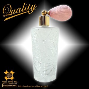 เฉดสีฤดูหนาววินเทจที่มีความซับซ้อนแก้วเครื่องฉีดน้ำพร้อมฝาเกลียวและปั๊มสเปรย์พิมพ์ลายหน้าจอ - Product Image 1