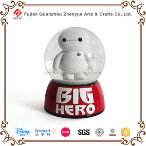 Polyrésine Spider - man figurine, Disney <span class=keywords><strong>de</strong></span> <span class=keywords><strong>noël</strong></span> Spider - man ornements, Résine Disney Spider - man <span class=keywords><strong>boule</strong></span> <span class=keywords><strong>de</strong></span> neige eau Globe - Product Image 2