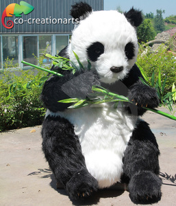 Modello Animatronico di Panda a Grandezza Naturale in Vendita - Product Image 2
