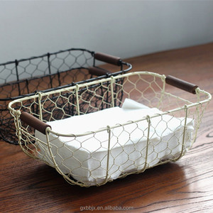 Muti-purpose all'ingrosso stile <span class=keywords><strong>Vintage</strong></span> rete metallica cesto di frutta con manico in legno per frutta Apple titolare - Product Image 4
