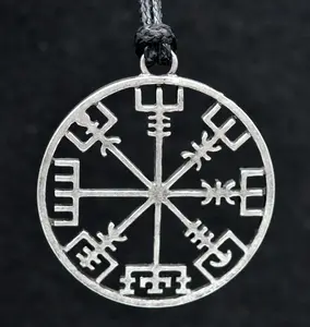 Retro Noorse Viking Symbool Van Noorse Runic Hanger Ketting Touw Ketting Runen Vegvisir Kompas Voor Vrouwen Mannen Amulet Noorwegen Sieraden