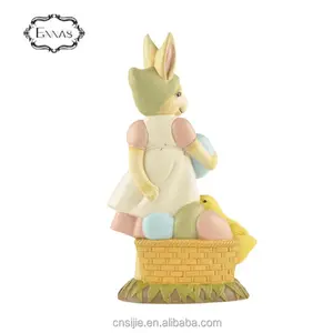 Venta del precio de fábrica pequeño resina conejo decoración del hogar estatuas