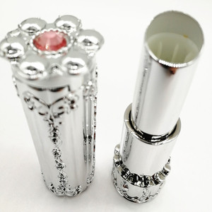 Tubo de lápiz <span class=keywords><strong>labial</strong></span> con un espejo <span class=keywords><strong>protector</strong></span> <span class=keywords><strong>labial</strong></span> maquillaje cosmético vacío tubo del lápiz <span class=keywords><strong>labial</strong></span> envases caso - Product Image 2