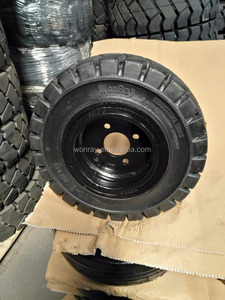 Pneu plein en caoutchouc 4.00x8, montage sur jante 3.75-8.00 - Product Image 2