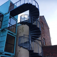 Marche d'extérieur circulaire en acier inoxydable, escalier en spirale étroit, escaliers en métal