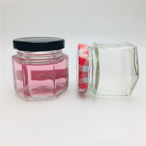 Mini <span class=keywords><strong>pot</strong></span> à <span class=keywords><strong>confiture</strong></span> en verre hexagonal <span class=keywords><strong>de</strong></span> 40 ml, <span class=keywords><strong>pot</strong></span> à miel avec couvercles noirs, vente en gros, sans plomb - Product Image 2