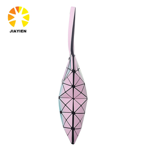 Características de la <span class=keywords><strong>moda</strong></span> <span class=keywords><strong>revista</strong></span> de la <span class=keywords><strong>mujer</strong></span> del bolso - Product Image 5