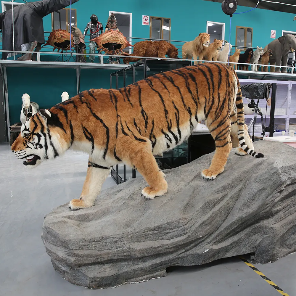 Pretparkritten hot koop animatronic tijger