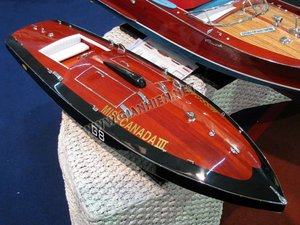 Miss Canadá III Barco artesanal de madera Artesanía de Vietnam Marca Gia Nhien Otro Vehículo de juguete y barco - Product Image 3