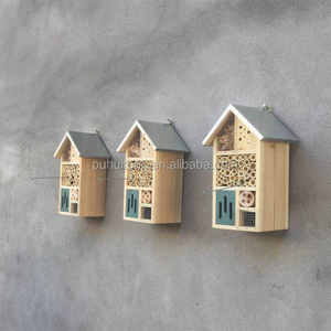 <span class=keywords><strong>Maison</strong></span> d'insectes en bois avec <span class=keywords><strong>toit</strong></span> en fer - Product Image 1