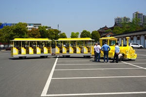 Tren Pequeño para Parque de Atracciones, sin Rieles, Eléctrico, con Batería de Plomo-Ácido, Certificado CE ISO del Fabricante - Product Image 2