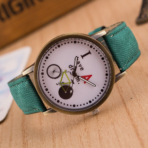 Nuovi Orologi alla Moda con <span class=keywords><strong>Cinturino</strong></span> in Denim per Uomo e <span class=keywords><strong>Donna</strong></span>, Motivo Bicicletta, <span class=keywords><strong>Orologio</strong></span> per Coppie - Product Image 2