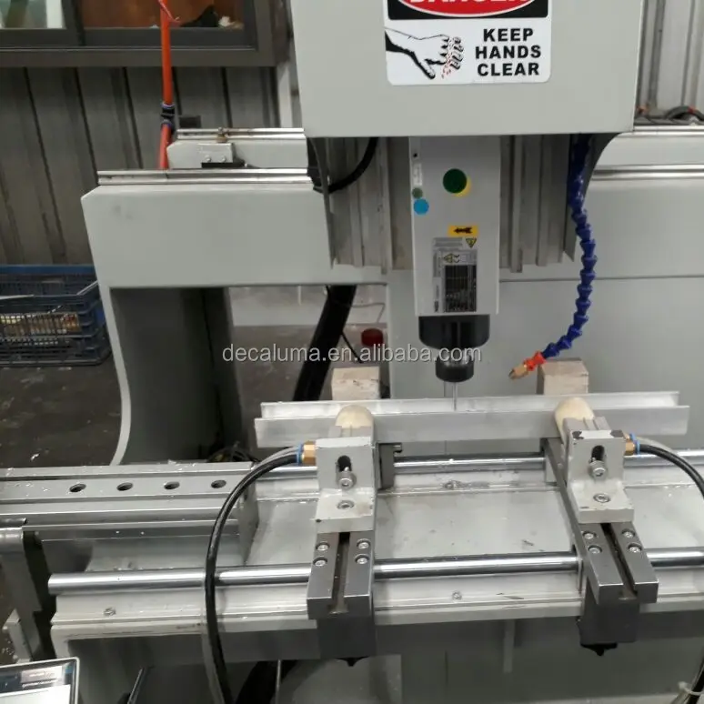 Perfil de alumínio Da Máquina De Fresagem CNC para a Janela Da Porta