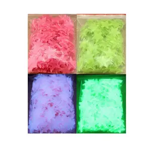 Glow in the dark realistico 3d star and moon wall decalcomanie buon natale luminoso fiocco di neve sfondo adesivo per la camera dei bambini - Product Image 1