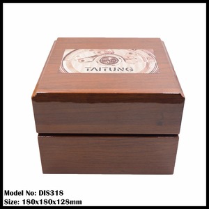 luxury men's 2026 leather pattern metal plate stitching watch <b>box</b> - Product Image 2