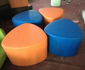 Nouveau repose-pieds et pouf triple design pour bureaux et espaces publics, mobilier pour hôtels et écoles, en tissu durable - Product Image 6