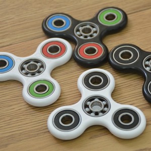 2017 New Creative Anti Stress ceramic bearing Fidget Spinner finger spinning top - Product Image 5