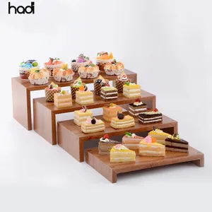 Hout buffet stands 4 tier buffet raisers en elevatie moderne voedsel display rack stand voor buffet unit