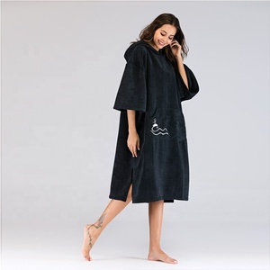 Asciugamano <span class=keywords><strong>Poncho</strong></span> con cappuccio in spugna di spugna in microfibra di nuovo stile per adulti con cappuccio Surf <span class=keywords><strong>Poncho</strong></span> asciugamano - Product Image 3