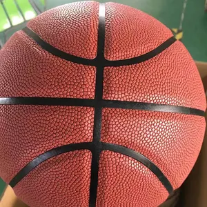 Mini pelota de baloncesto deportiva, bola mágica de cuero genuino