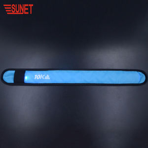 สายรัดแขนสะท้อนแสงแบบกำหนดเองสำหรับกีฬา ไฟ LED สำหรับวิ่ง ลดราคาพิเศษ - Product Image 4