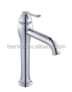 Cột Vòi Hoa Sen Phòng Tắm Feenice Gold Cho Khách Sạn Sang Trọng - Product Image 5