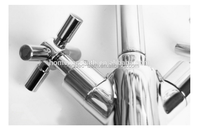 Robinet de cuisine moderne en laiton poli à double poignée avec noyau de valve en céramique, eau chaude/froide à 360 degrés pour un usage domestique et en appartement