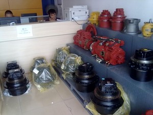 Motore di Traslazione <span class=keywords><strong>KAWASAKI</strong></span> KPM MCB195D183-116Y360-04A per Escavatori HYUNDAI JCB VOLVO - Product Image 3