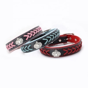 2022 nouveau design collier en cuir de haute qualité personnalisé populaire charmant bling <span class=keywords><strong>mini</strong></span> couronne décoration collier pour <span class=keywords><strong>chien</strong></span> chat - Product Image 4
