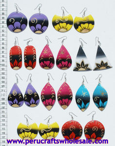 Pendientes Colgantes de Aleación Hechos a Mano para Mujer, con Diferentes Adornos Pintados a Mano, Joyería de Estilo Peruano para Regalo - Product Image 2
