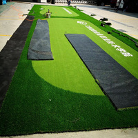 PGM Mini Golf Personnalisé, Gazon Synthétique, Putting Green, Herbe, Jardins Extérieurs, Grands Aides à l'Entraînement au Golf, Poteaux de Drapeau, Ensemble de Coupelles de Trou, Green de Golf